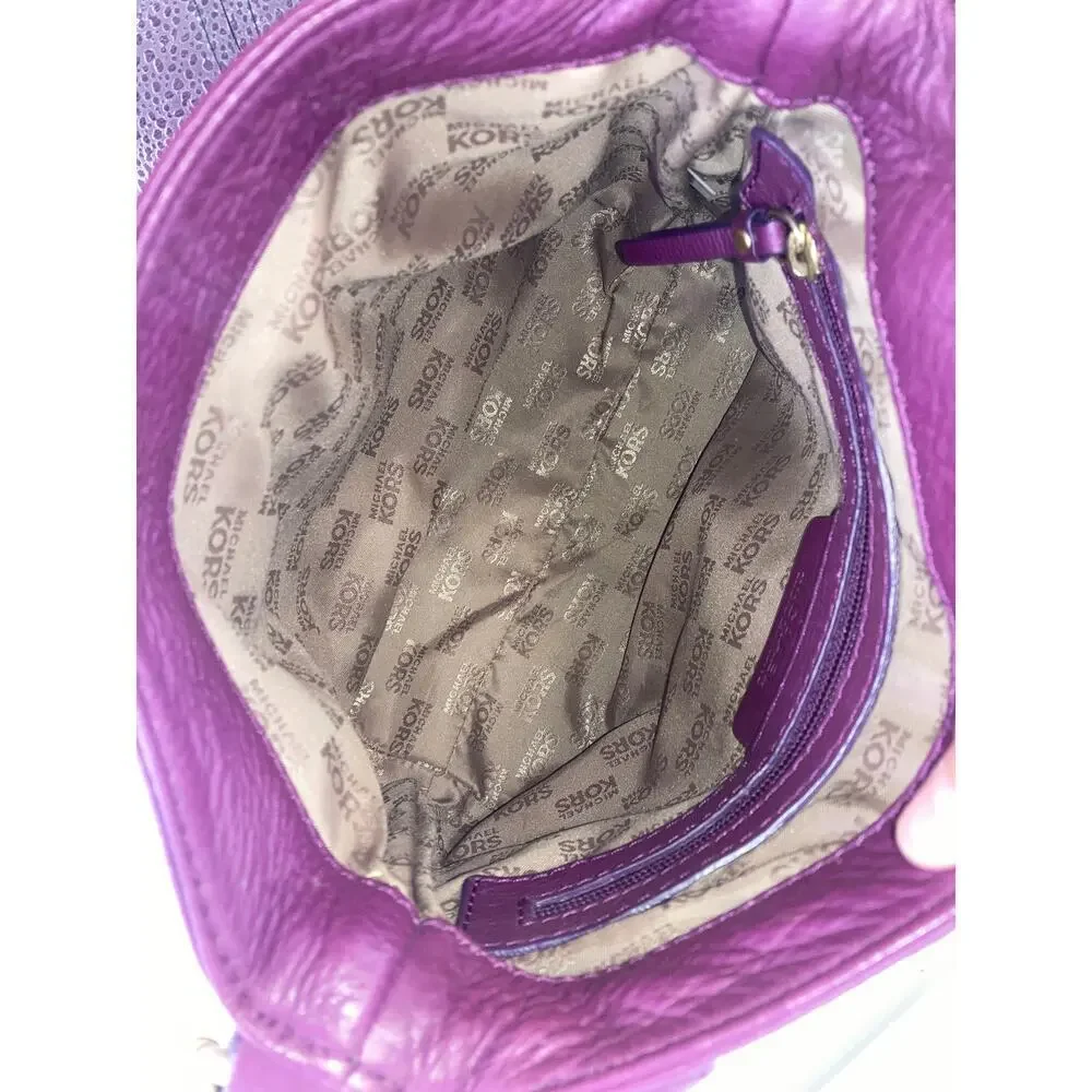 MICHAEL KORS, SMALL PURPLE LEATHER CROSSBODY BAG (ASIS)
